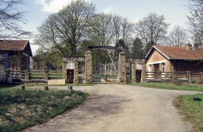 Angevillers 5 entree camp M Teiten